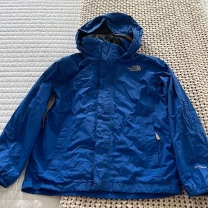 North face boys rain jacket with hood.